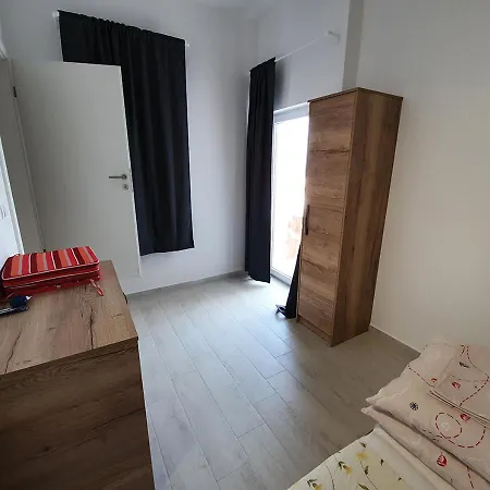 Ivanovic Apartamento Vir