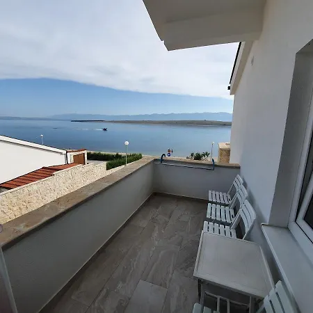 Ivanovic Apartment *