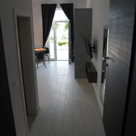 Ivanovic Apartment *