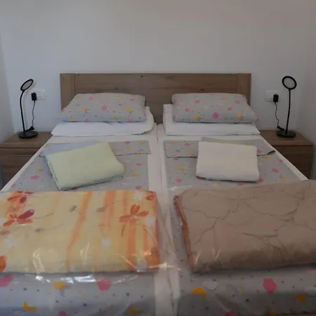 Ivanovic Apartment *