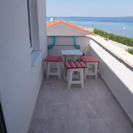 Ivanovic Apartment *