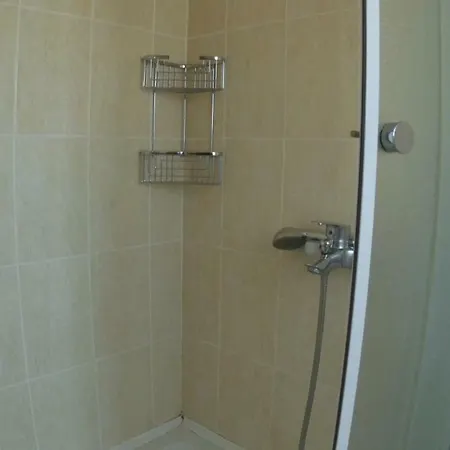 Ivanovic Apartment Vir