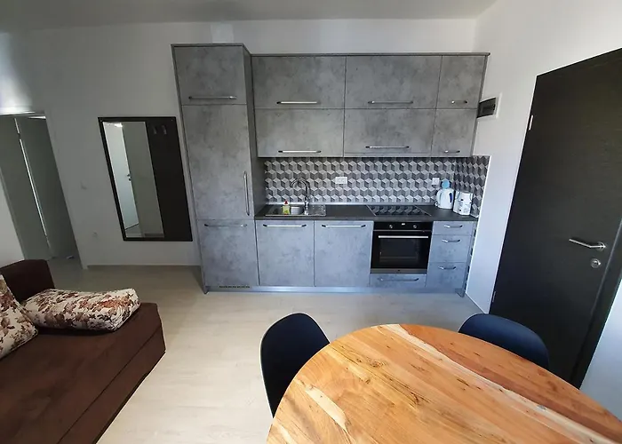 Ivanovic Appartement Vir