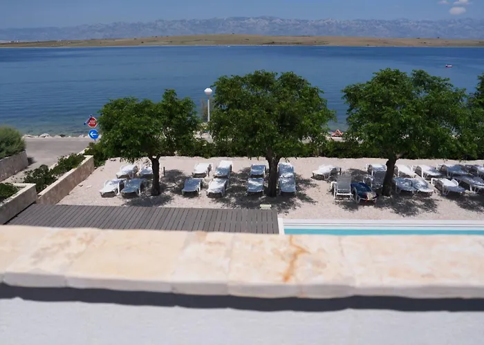 Ivanovic Apartment *