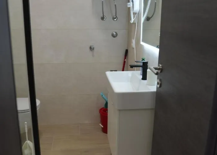Ivanovic Apartman Vir